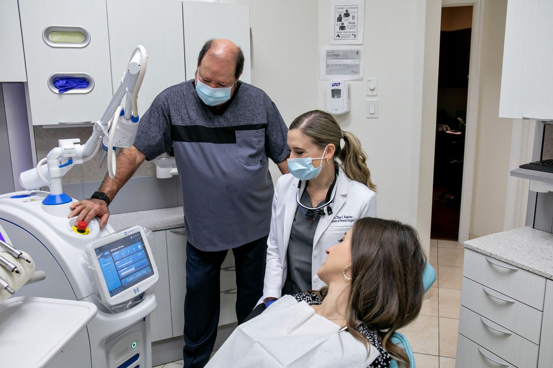 Dr. Ramirez and Dr. Tina Ramirez with a patient at the Solea laser